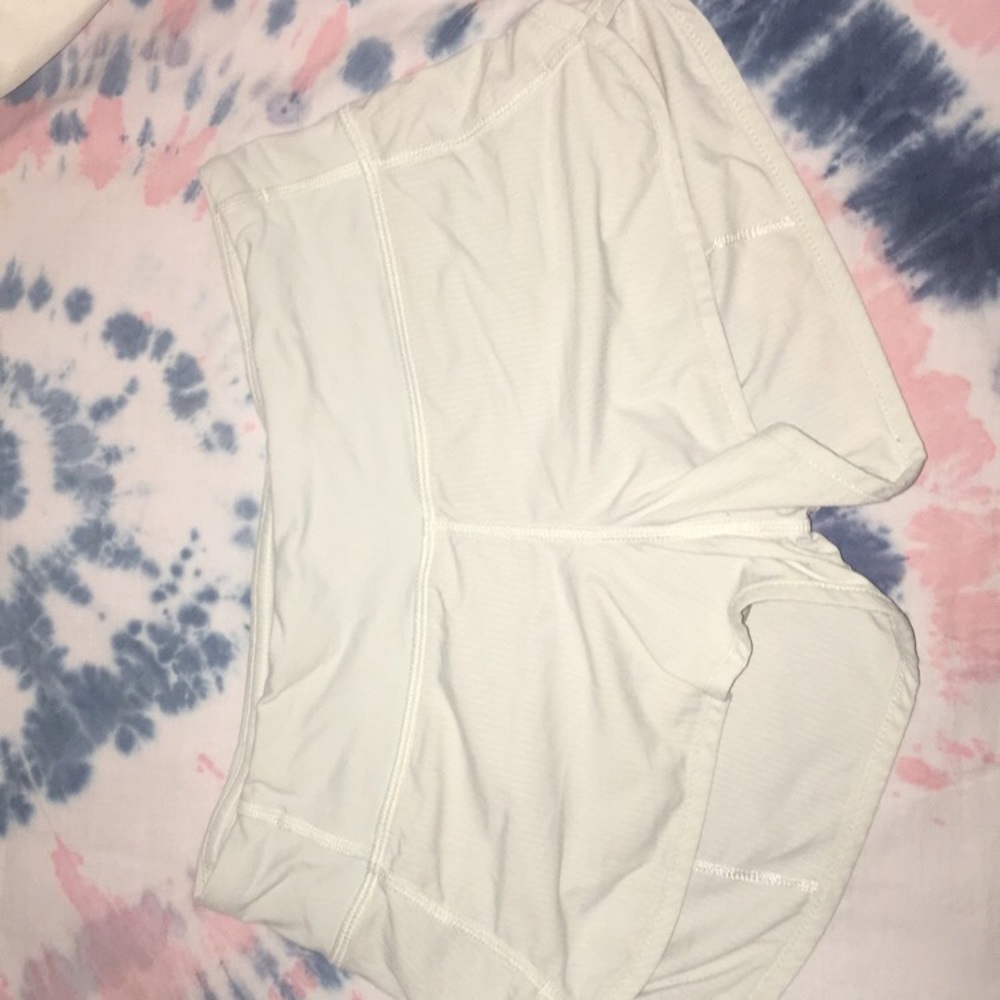 Lululemon size 2 white shorts